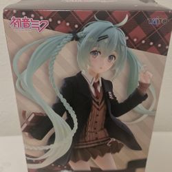 Hatsune Miku Preppy Figure 
