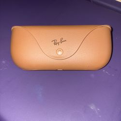 Ray-Ban Meta Charging Case