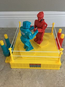 Knock em sock em robots