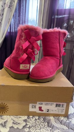 Uggs pink girls boots