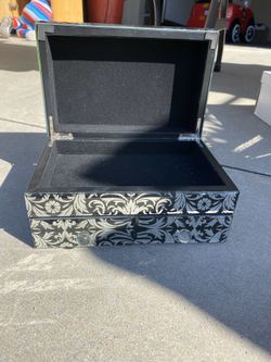 Mirrored Damask Jewelry Box