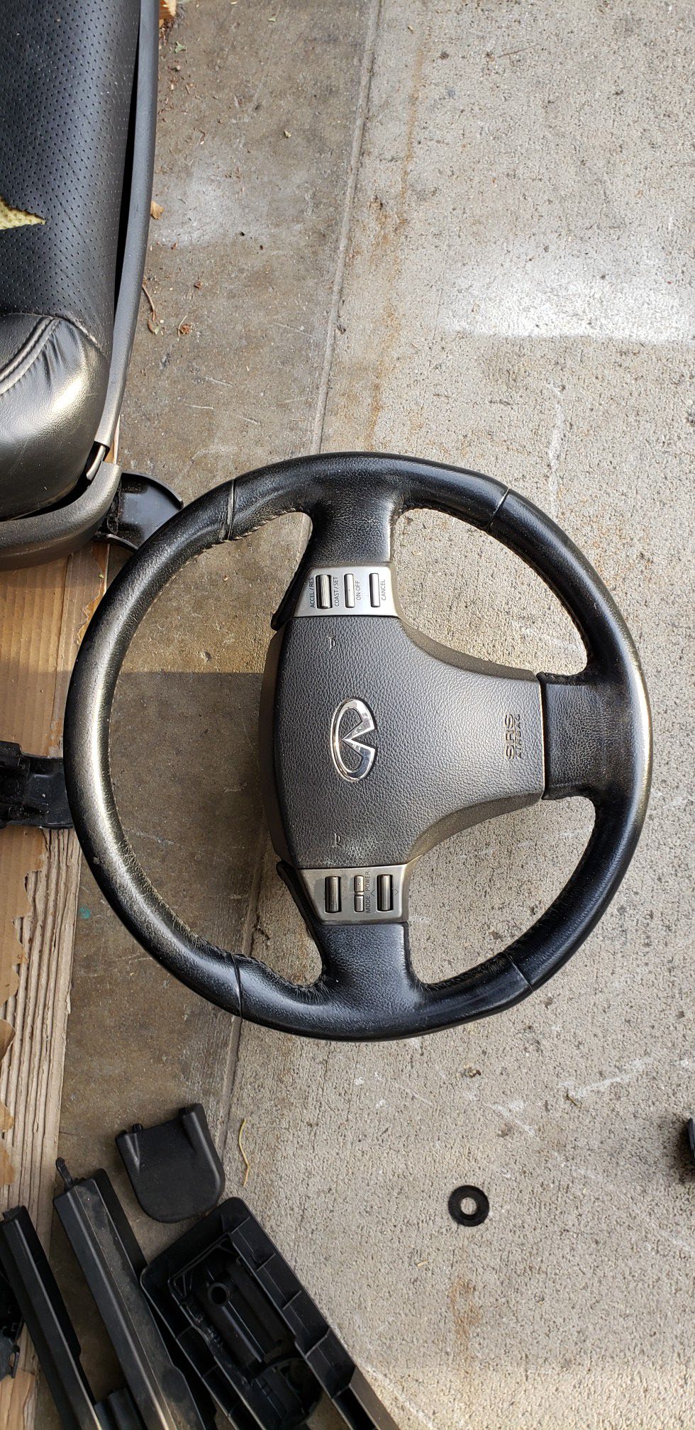 2004 g35 steering wheel