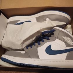Men's Air Jordans Mid