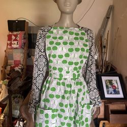 Beautiful vintage apron