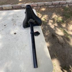 GT  Pivotal Seat And Gt Seat