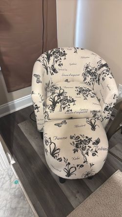 Graphic chairs