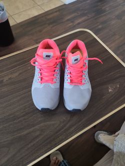 Nike Running Shoes Grey And Pink