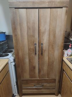 Tall cabinet