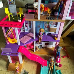 In Excellent Condition Barbie Doll House