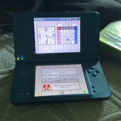 Nintendo DSi XL