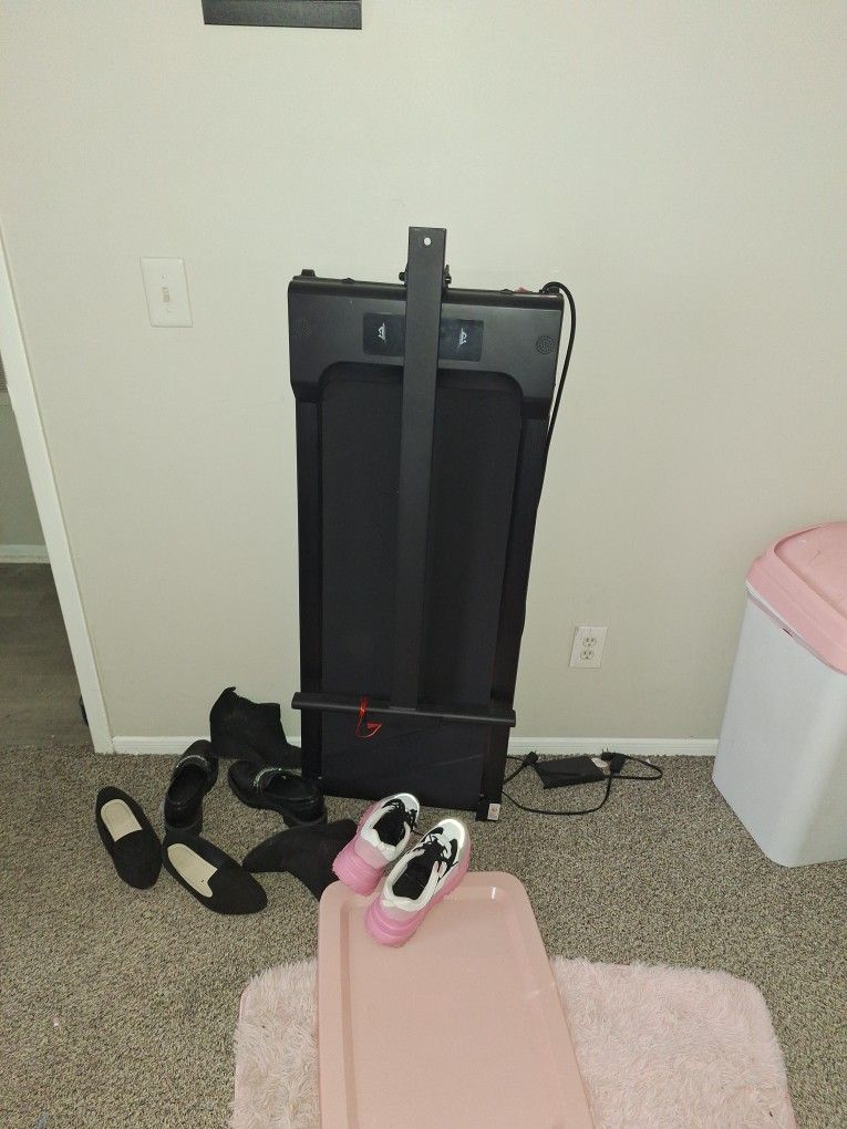 Brand New Foldable Treadmill
