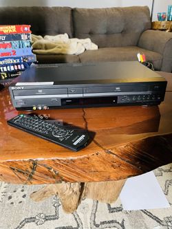 Sony VCR/DVD Player And VHS Horror Collection