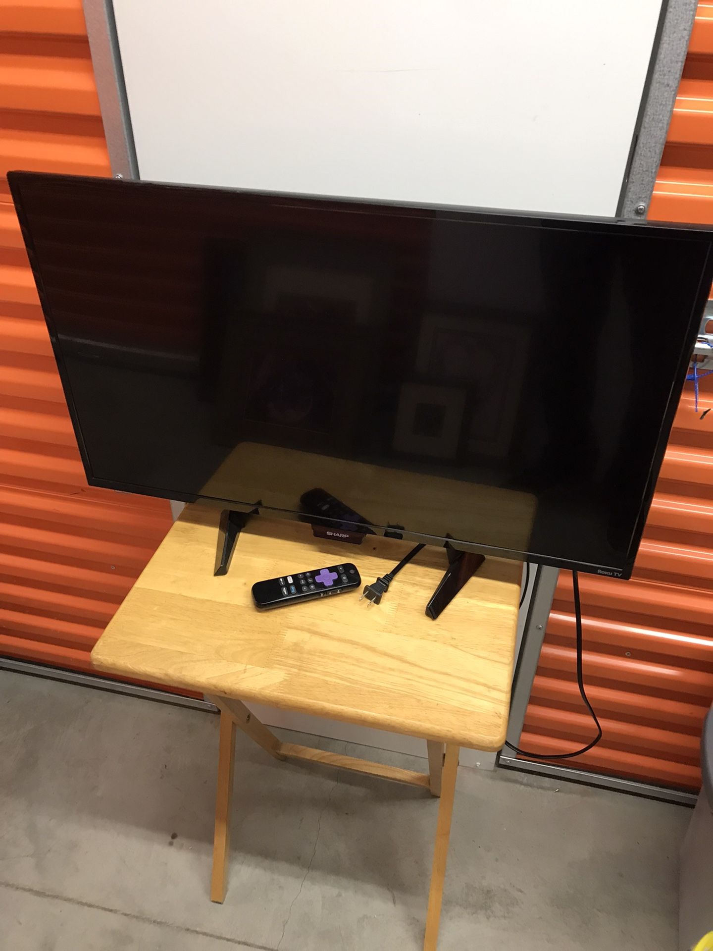 Sharp - 32" Class (31.5" Diag.) - LED - 1080p - HDTV LC-32LB481U Tested-Working