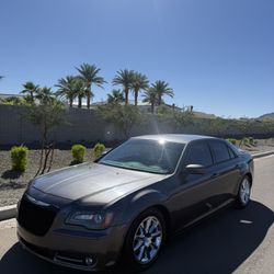2014 Chysler 300S V8