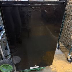 Frigidaire Mini Fridge