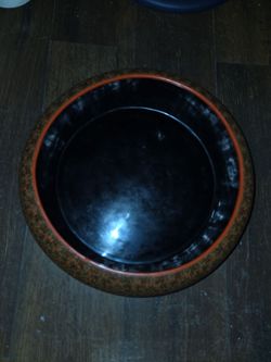 Handmade black lacquerware serving dish