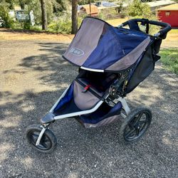 BOB SINGLE STROLLER IN EXCELLENT CONDITION