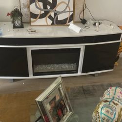 Fire Place With Speaker No Remote 