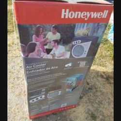 HONEYWELL EVAPORATIVE AIR COOLER - Can Deliver 