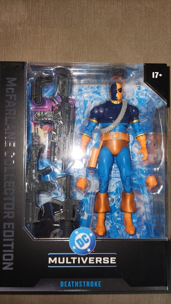 McFarlane DC Multiverse Batman Deathstroke Collector Edition