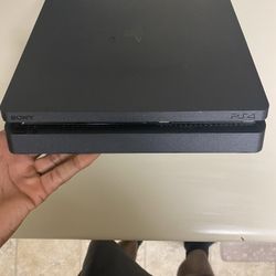 PS4