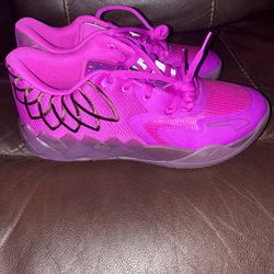 Lamelo ball shoes