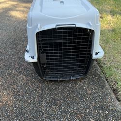 Large Pet/dog Crate