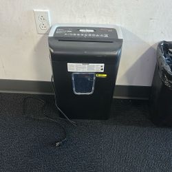 Brand New Paper Shredder
