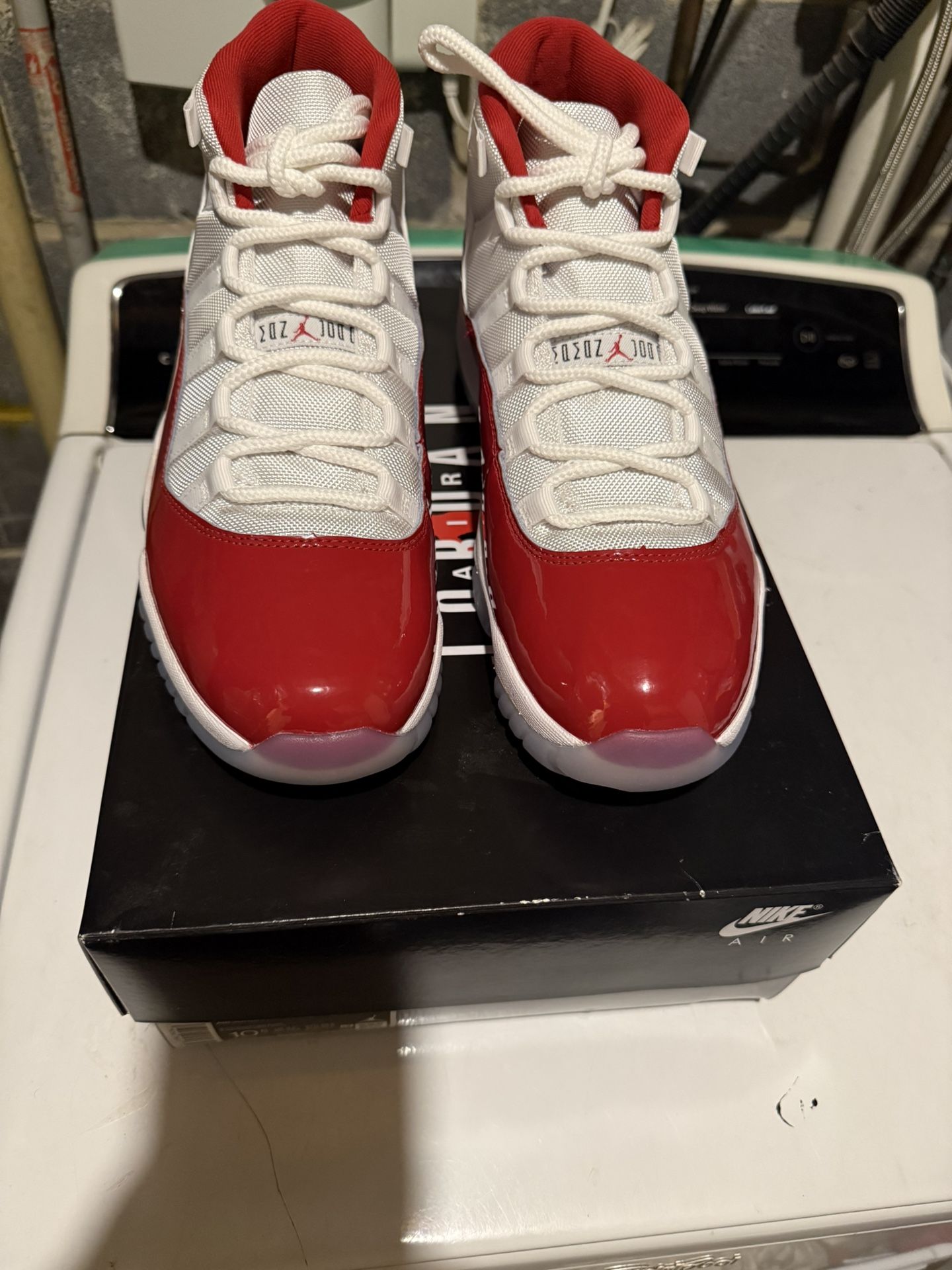 Jordan 11 Retro Red