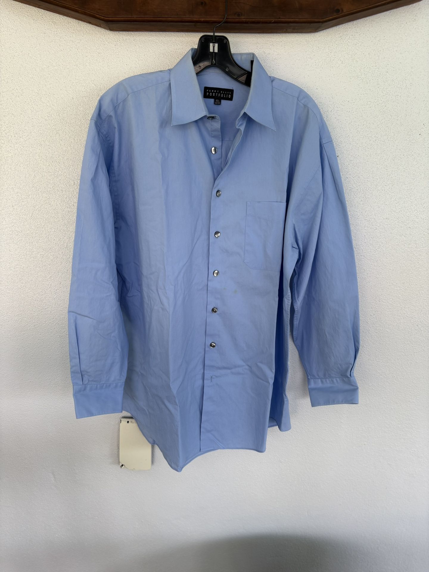 Men's Blue Perry Ellis Dress Shirt, Style Portofolio, size 15 1/2, 32/33