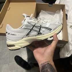 asics gel-1330 white/cloudgrey colorway