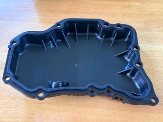 plastic engine oil pan designed for the 2023–2025 Nissan Rogue 1.5L 3-cylinder turbocharged engine