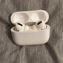 AirPods Pro (1st Gen)