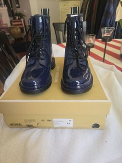Michael Kors Savia Rain Boots – Women’s Size 6 (Black/Glossy) – New in Box