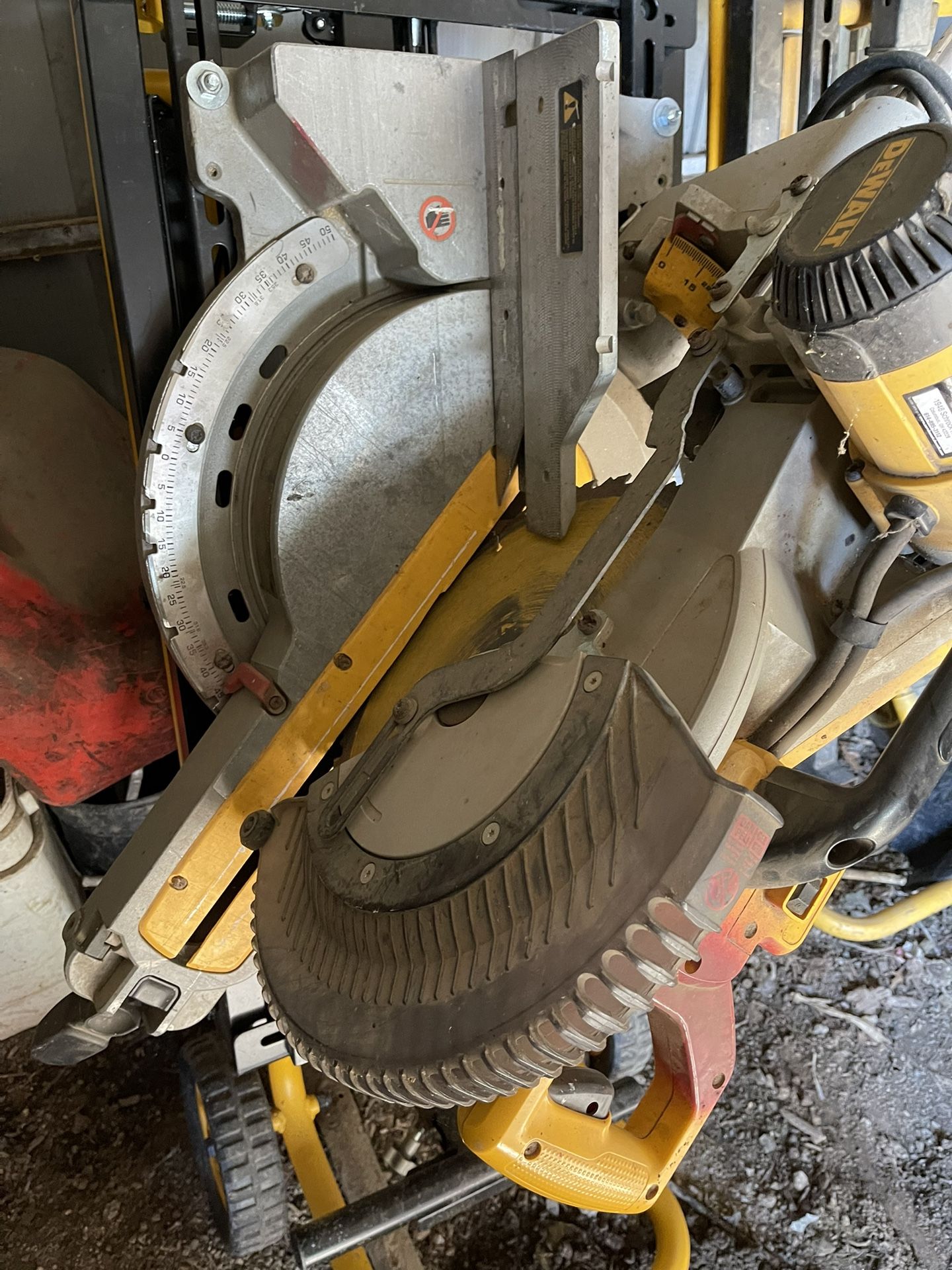 Dewalt Saw Whit Stand