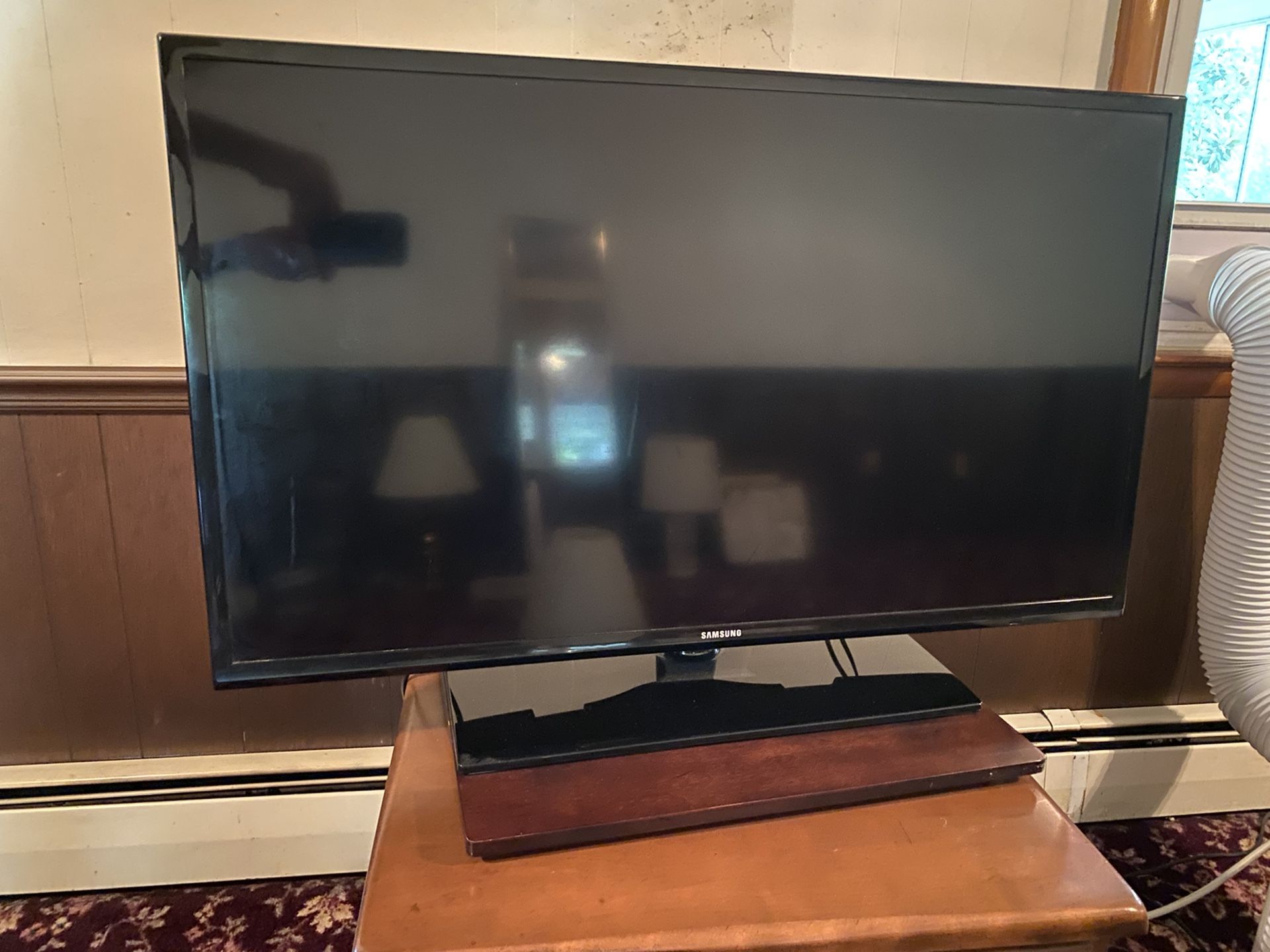 TV Samsung with Remote