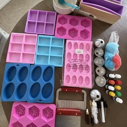 Soap / Candle Making – Silicone Molds, Tools & Colorants (Bundle)