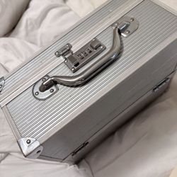 Jewelry Box With Locker 