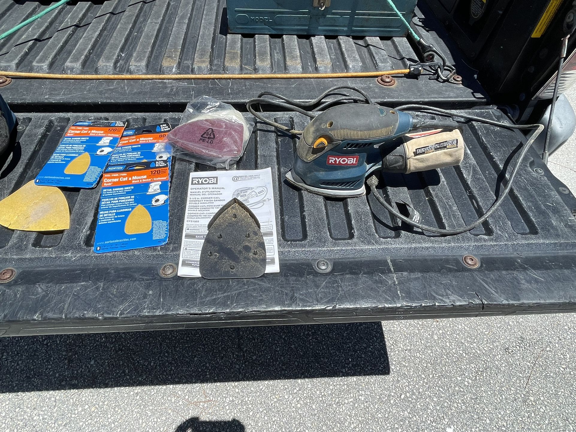 Ryobi Corner Sander