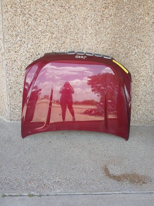 2014-18 Jeep Cherokee Hood