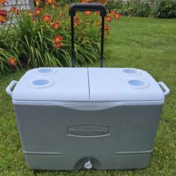 Rubbermaid 50 Quart Durachill Wheeled Ice Chest / Cooler