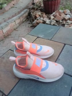Nike Slip-On Sneakers Pink Orange Blue Nike size 1.5 youth