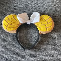 Concha Minnie Ears