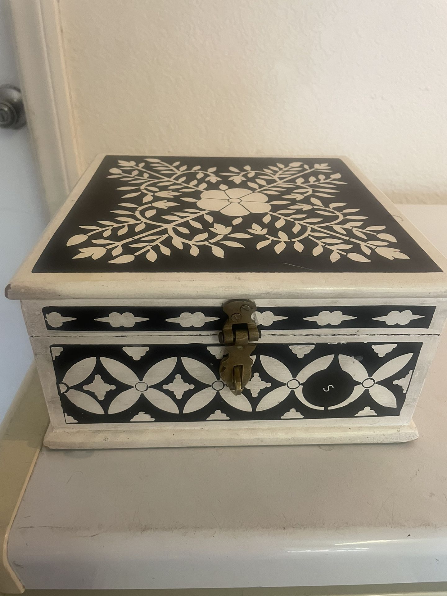 Small Wood Storage Box $10