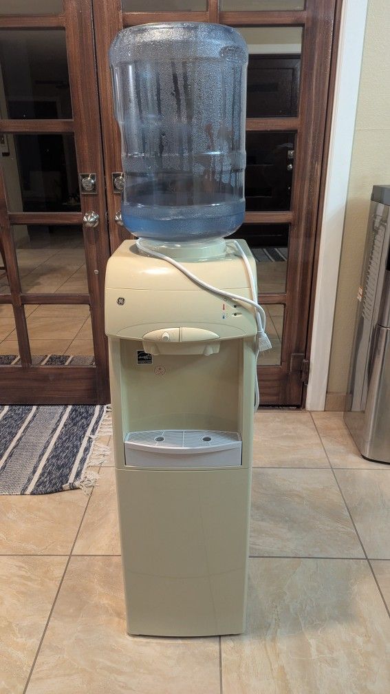 GE Water Dispenser