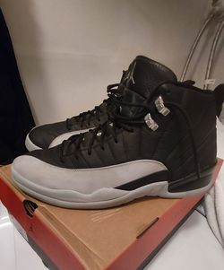 Jordan retro 12 gray snf black