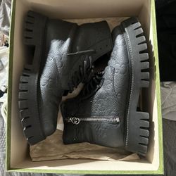 Men’s Gucci Boots Authentic 
