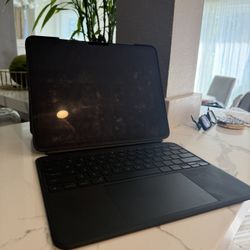 Logitech Combo Touch iPad Case (iPad Pro 13 Inch)