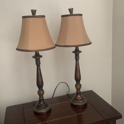 2 Lamps