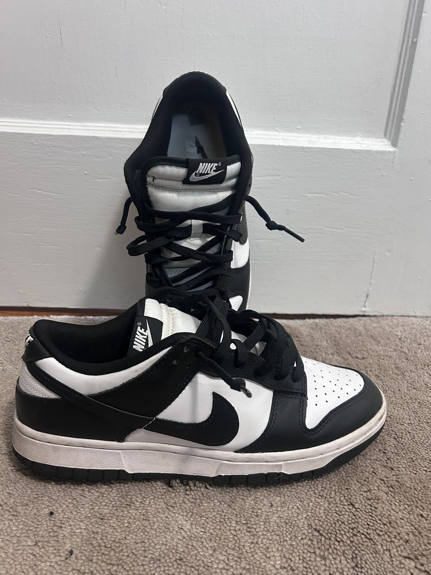 Nike Panda Dunks (US Men’s 9.5)